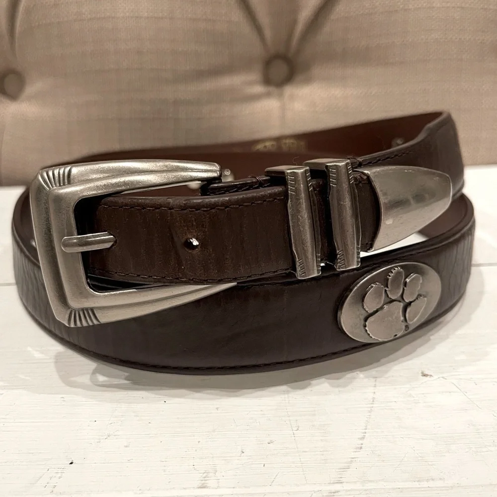 Zero-pro Genuine Grain Leather Brown Paw Print Emblem Belt